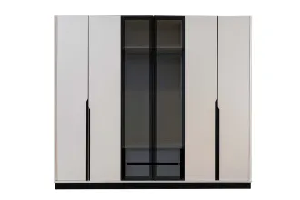 Aura Wardrobe