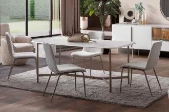 Noble Dinner Table Set