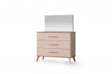 Mimosa Bedroom with 4 Doors