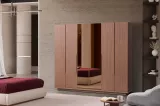 Rubens Wardrobe
