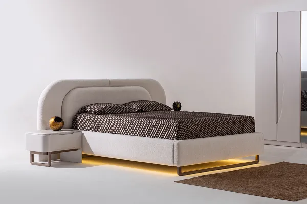 Calista Bedstead