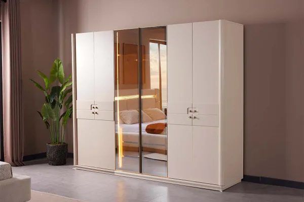 Clara Wardrobe