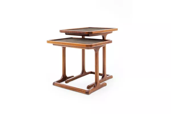 Modest Nesting Table TG-129