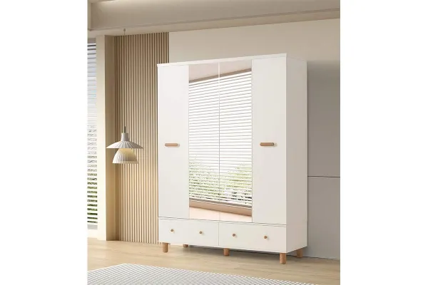 Nice 4-Doors Wardrobe