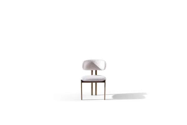 Queen Chair